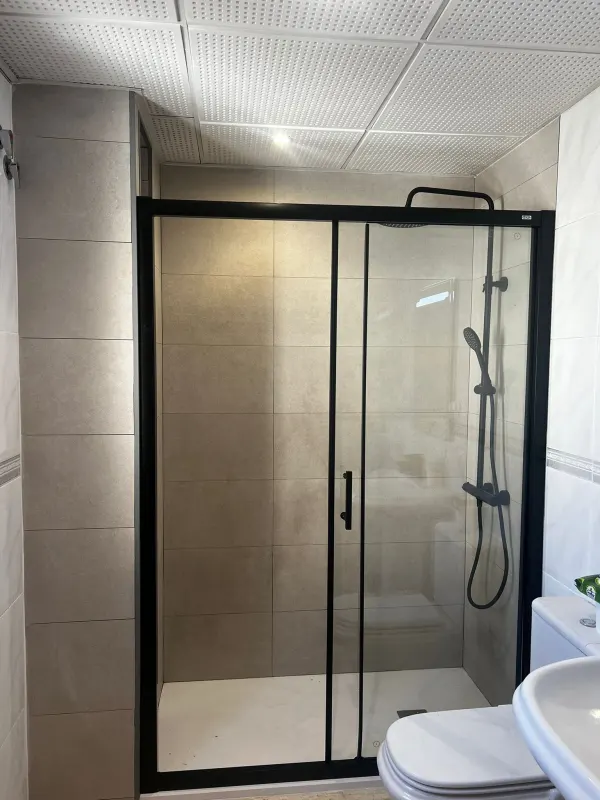 reforma baños almería antes